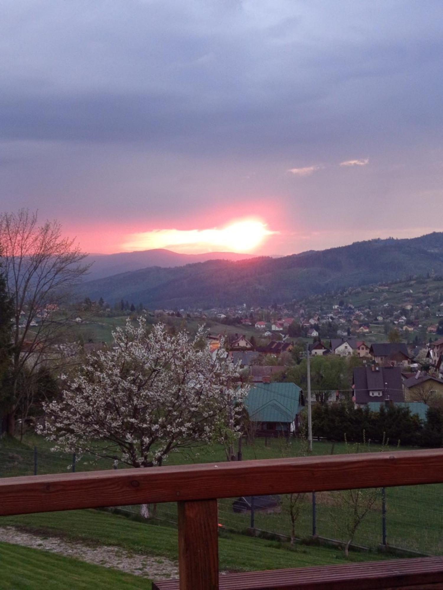 Dom Na Rozcesciu Bed and Breakfast Koniaków Εξωτερικό φωτογραφία